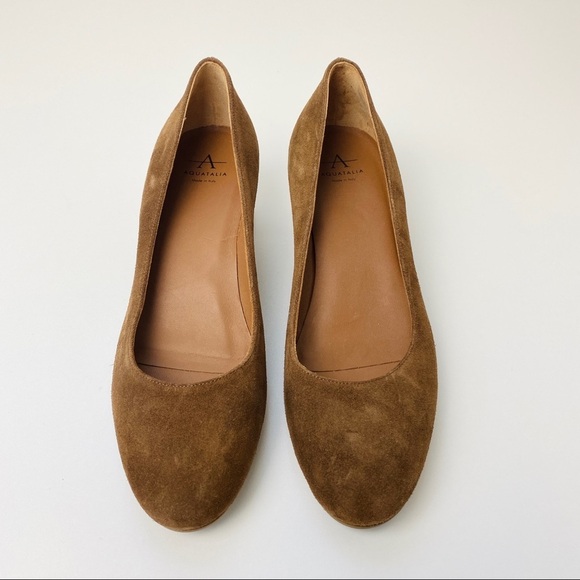 Aquatalia brown suede heels NEW - Picture 2 of 5